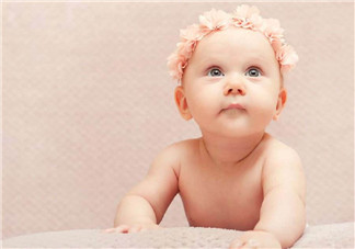 寶寶一歲前成長期育兒全攻略