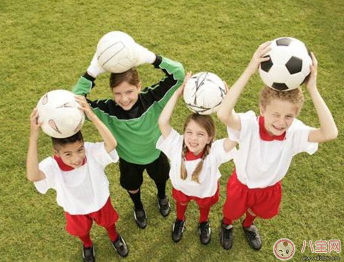 孩子個(gè)子矮長不高是什么原因 寶寶身高和睡覺哪些壞習(xí)慣有關(guān)