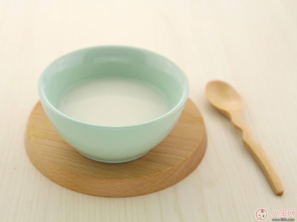 嬰幼兒米粉如何選購(gòu) 喂養(yǎng)米粉有講究