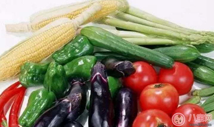 寶寶爛嘴角缺什么營(yíng)養(yǎng)元素 寶寶爛嘴角起了個(gè)泡是怎么原因該怎么辦