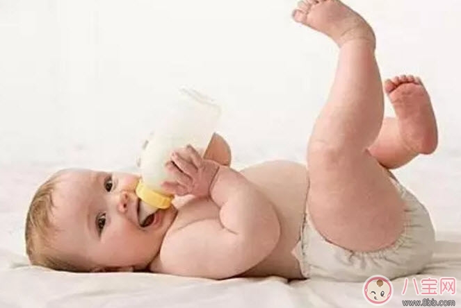 秋天可以給寶寶斷奶嗎 寶寶秋天幾月份斷奶好 秋天可以給寶寶斷奶嗎 寶寶秋天幾月份斷奶好