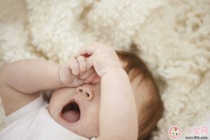 一歲寶寶眼屎突然變多是怎么回事怎么辦 寶寶眼屎多按摩鼻淚管怎么做