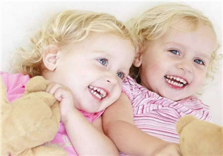 如何幫助寶寶度過磨人的長牙期？