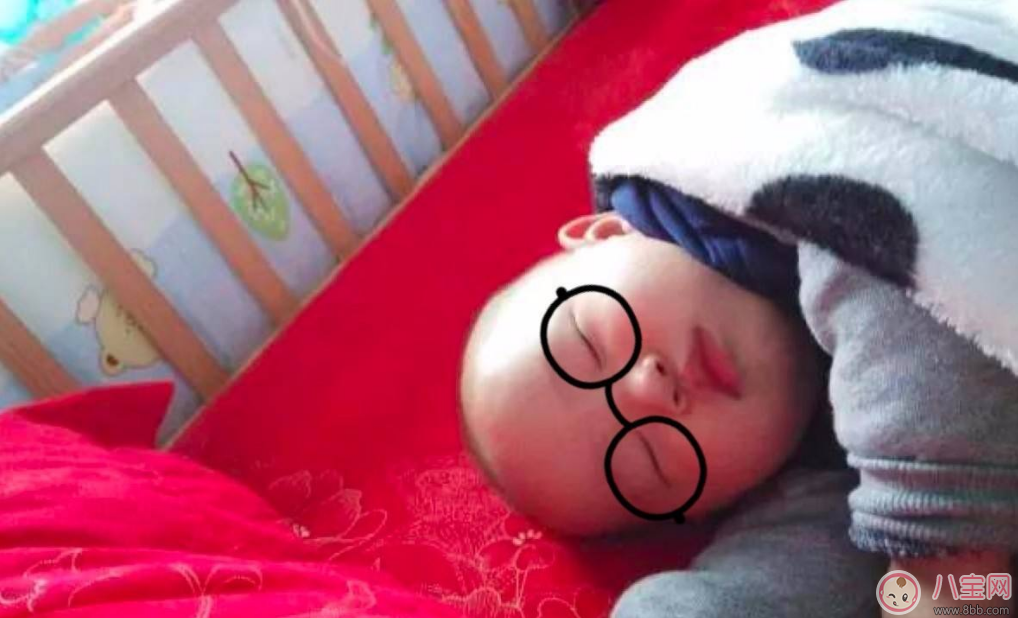 寶寶夜醒讓人崩潰 培養(yǎng)孩子規(guī)律睡眠才更重要