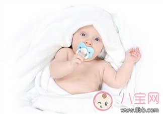 寶寶不吃奶瓶怎么辦？終于有招兒治了！