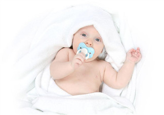 寶寶不吃奶瓶怎么辦？終于有招兒治了！