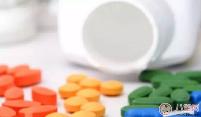 寶寶感冒藥飯前吃還是飯后吃好 寶寶吃藥時(shí)間注意事項(xiàng)
