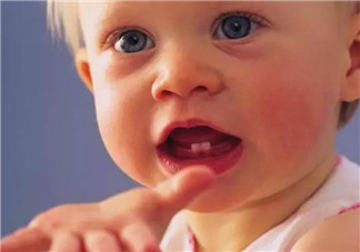 寶寶不長牙是什么原因 寶寶長牙的征兆有哪些