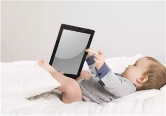 寶寶斜視是怎么造成的 寶寶斜視怎么辦怎么矯正