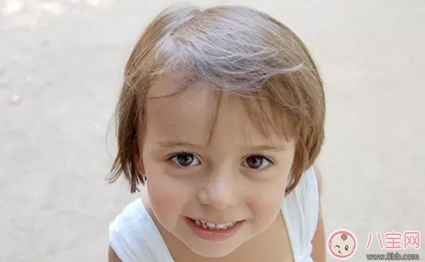 寶寶的六齡齒會(huì)換掉嗎 寶寶乳牙里的六齡牙終生不換