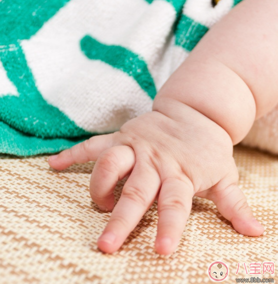 孩子手上長(zhǎng)倒刺 寶媽應(yīng)該這么做 孩子手上長(zhǎng)倒刺 寶媽應(yīng)該這么做