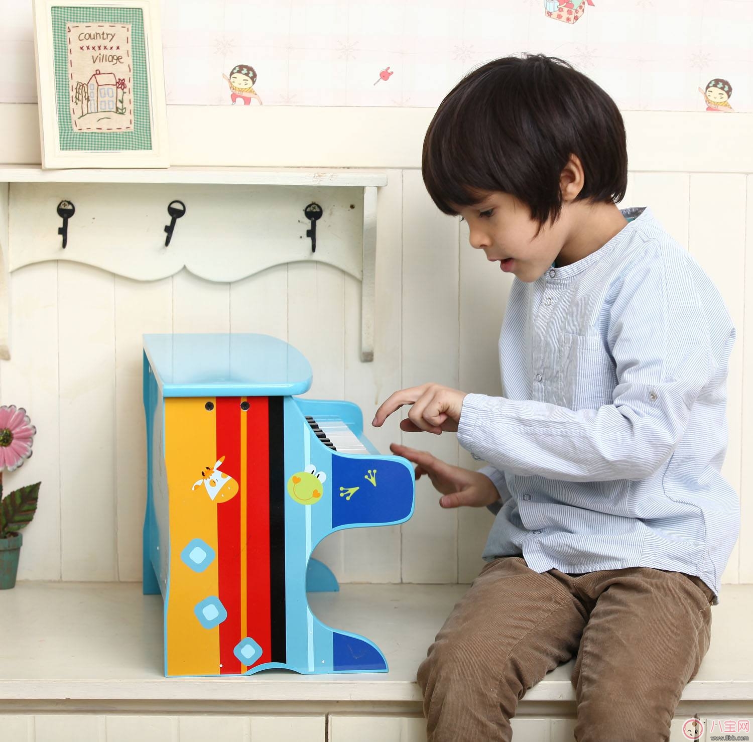 嬰兒聽(tīng)音樂(lè)  幫助成長(zhǎng)和發(fā)育