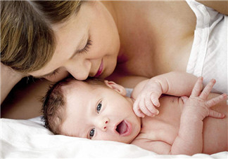 寶寶出生后常見癥狀 新手媽媽如何面對