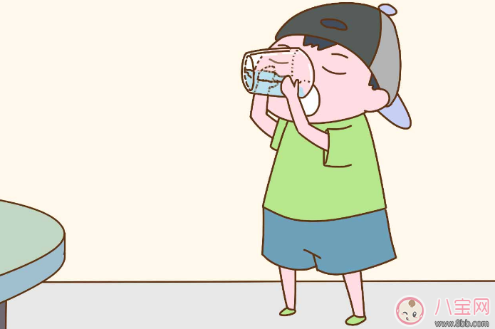 怎么讓孩子多喝水 讓寶寶愛上喝水的方法 怎么讓孩子多喝水 讓寶寶愛上喝水的方法