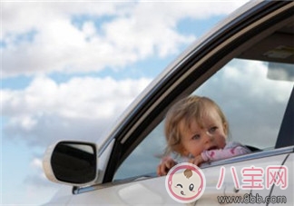 出游帶寶寶乘車錯(cuò)誤觀念  小細(xì)節(jié)要注意