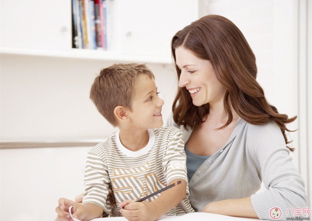 寶寶不愛交流怎么辦 寶寶交際要從小練 寶寶不愛交流怎么辦 寶寶交際要從小練