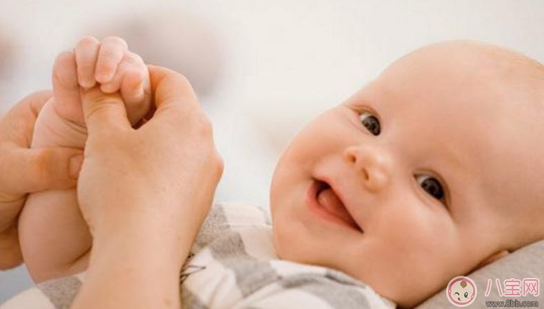 小孩觸覺敏感怎么辦能治愈嗎 寶寶觸覺敏感的表現(xiàn)有哪些