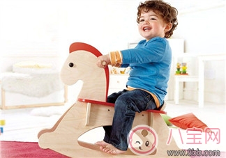 保障寶寶玩鬧安全  哪些玩具類型要避開