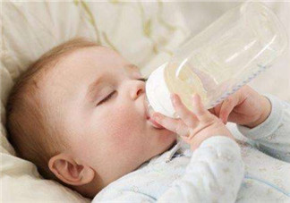 秋季寶寶斷奶有妙招 飲食調(diào)整要點(diǎn)