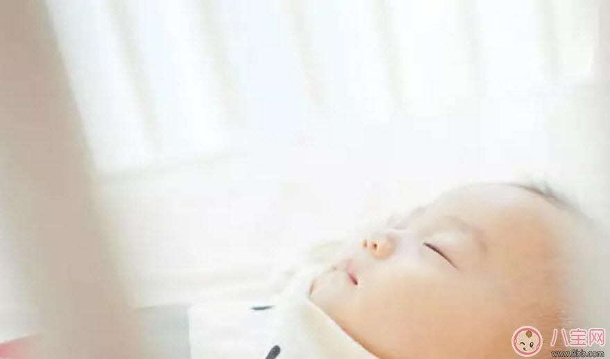 寶寶幾點(diǎn)睡覺最好 如何讓寶寶快速入睡