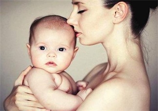 媽媽母乳喂養(yǎng)好處多 母乳喂養(yǎng)周“喂”愛行動