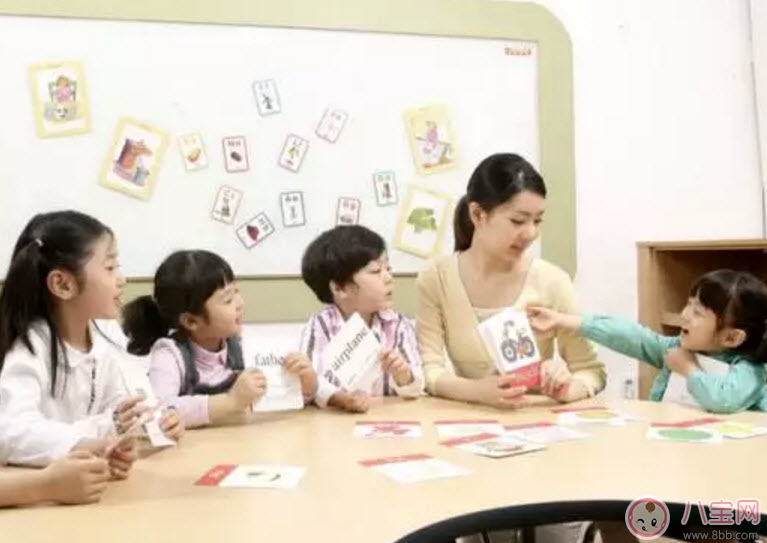 寶寶上幼兒園前的準(zhǔn)備 寶寶上學(xué)前的心理教育物品準(zhǔn)備。