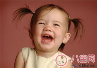 寶寶長牙的注意事項 飲食禁忌與習(xí)慣養(yǎng)成 寶寶長牙的注意事項 飲食禁忌與習(xí)慣養(yǎng)成