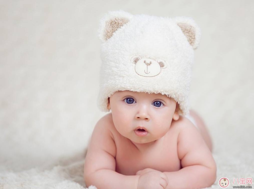 寶寶長牙的注意事項 飲食禁忌與習(xí)慣養(yǎng)成 寶寶長牙的注意事項 飲食禁忌與習(xí)慣養(yǎng)成