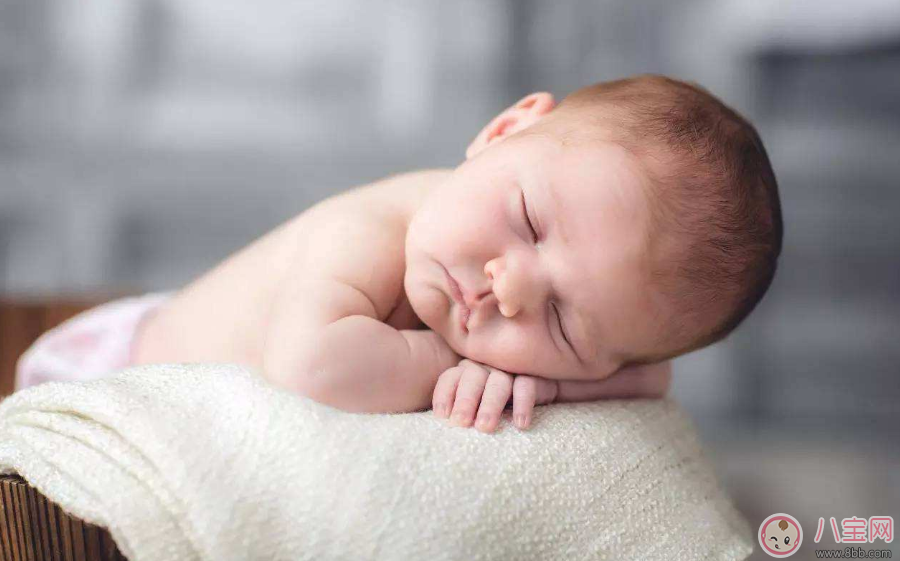 孩子這樣其實是中暑了 別把中暑當(dāng)發(fā)燒治