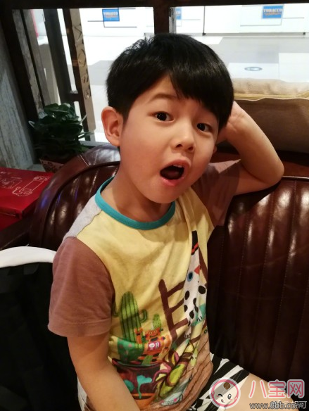 安吉分頭發(fā)型好帥 男孩子留什么發(fā)型好看 安吉分頭發(fā)型好帥 男孩子留什么發(fā)型好看