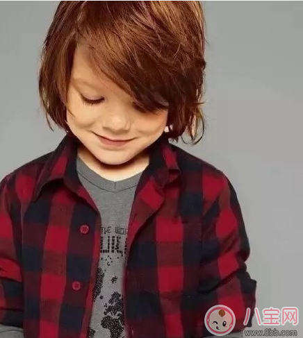 安吉分頭發(fā)型好帥 男孩子留什么發(fā)型好看 安吉分頭發(fā)型好帥 男孩子留什么發(fā)型好看