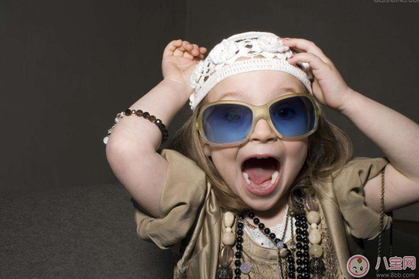 孩子太陽鏡怎么選 選購適合孩子的太陽鏡推薦 孩子太陽鏡怎么選 選購適合孩子的太陽鏡推薦