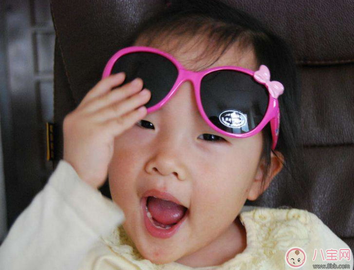 孩子太陽鏡怎么選 選購適合孩子的太陽鏡推薦 孩子太陽鏡怎么選 選購適合孩子的太陽鏡推薦