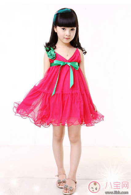 孩子學(xué)會穿衣很重要 去幼兒園學(xué)會穿衣方法 孩子學(xué)會穿衣很重要 去幼兒園學(xué)會穿衣方法