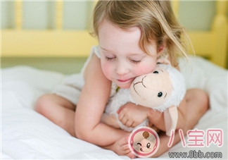 夏季寶寶便秘消化不良 羊奶粉助消化又營養(yǎng)