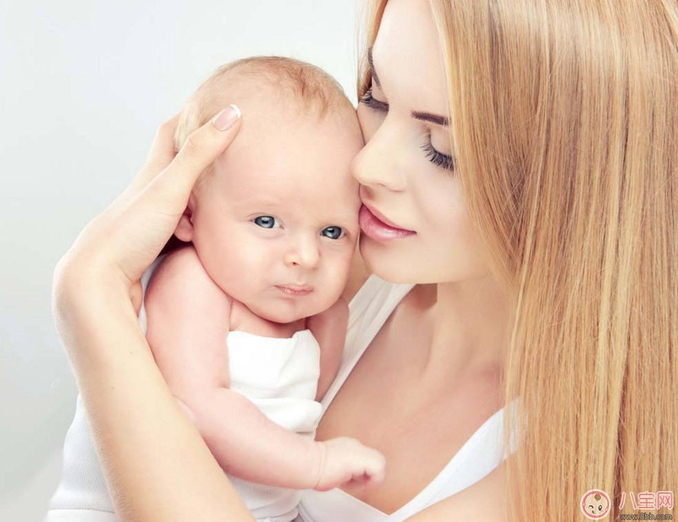 夏季寶寶便秘消化不良 羊奶粉助消化又營養(yǎng)