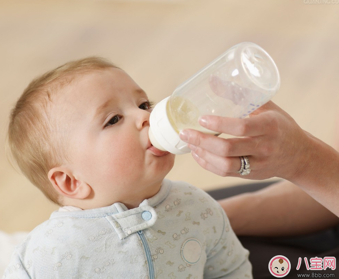 寶寶奶瓶怎么用 寶寶科學(xué)使用奶瓶方法