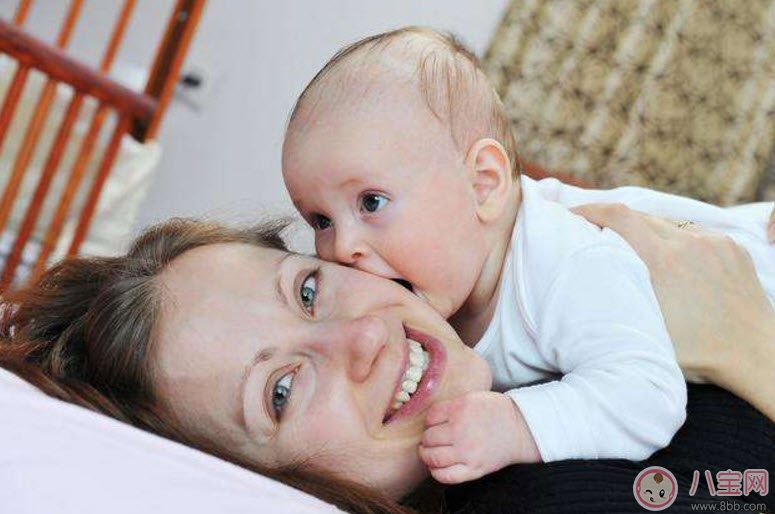 寶寶各種動作的意思 嬰語是什么有哪些