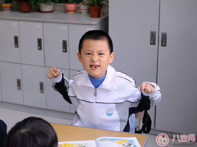 孩子出牙晚是福氣好嗎 哪些情況會影響孩子出牙