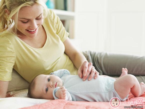 新生兒吃奶不專怎么辦 如何解決吃奶問(wèn)題 新生兒吃奶不專怎么辦 如何解決吃奶問(wèn)題