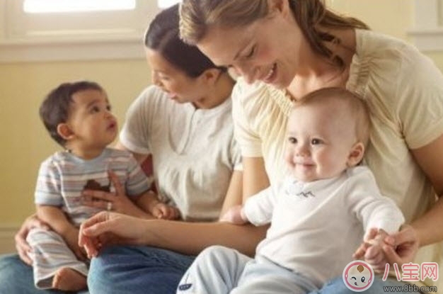 新生兒衣服怎么買 如何給寶寶挑選衣服