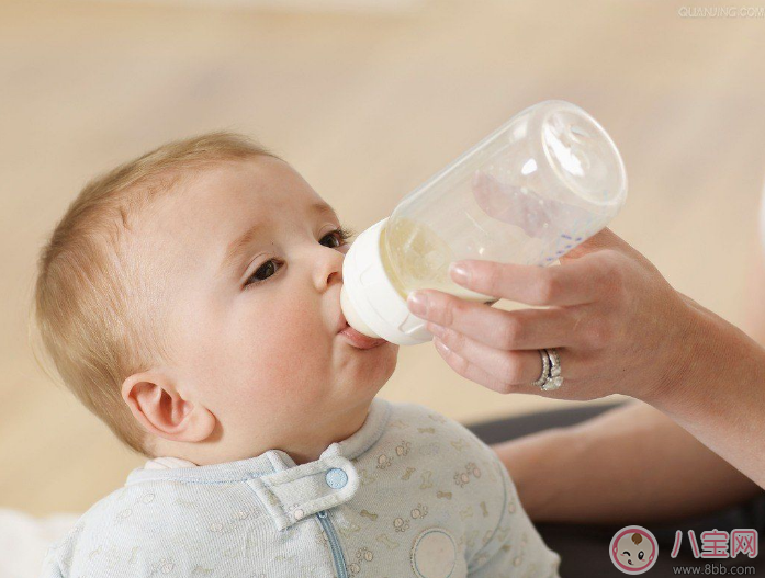 夏天孩子怎么喝水比較好 三伏天孩子喝水注意事項(xiàng) 夏天孩子怎么喝水比較好 三伏天孩子喝水注意事項(xiàng)