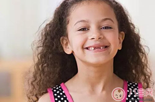 寶寶刷牙的最佳年齡 一歲寶寶怎么刷牙(寶寶不愛刷牙怎么辦)