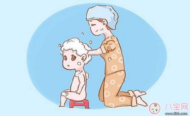 2017寶寶怎么過三伏天 多通風(fēng)勤洗澡吃清淡