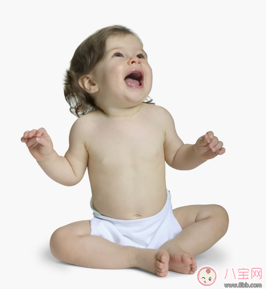 夏天竟然不能給孩子洗澡 分清時(shí)候洗澡效率高