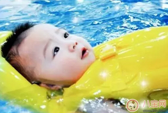 寶寶多大可以游泳 夏天寶寶游泳用什么游泳圈(游泳注意事項) 寶寶多大可以游泳 夏天寶寶游泳用什么游泳圈(游泳注意事項)