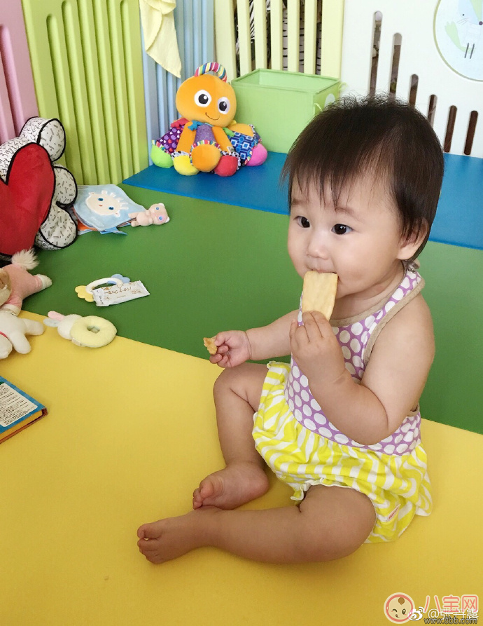 趙文卓女兒打疫苗只哭了一下 孩子打疫苗需要準(zhǔn)備什么