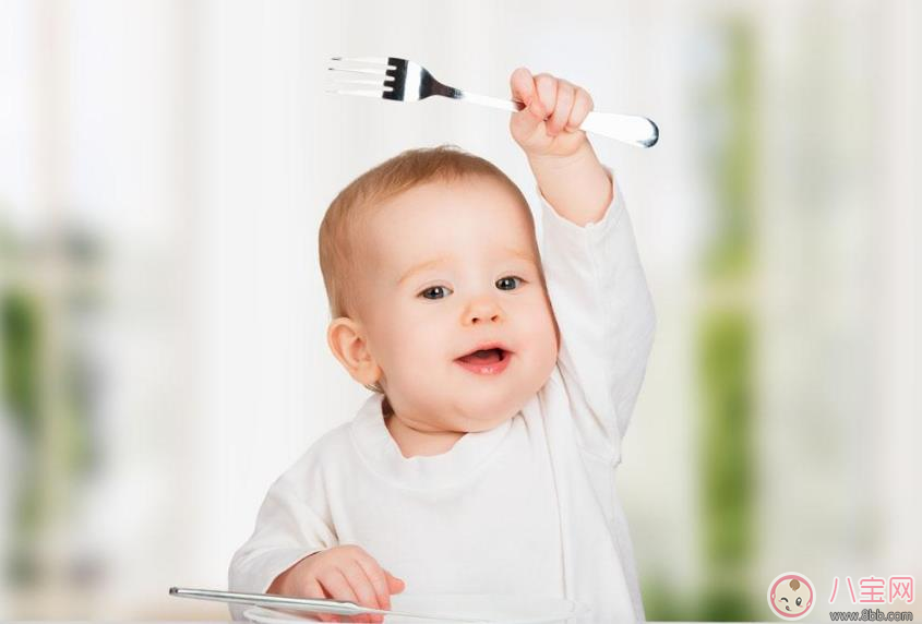 兩歲男孩誤食蚊香液身亡 怎么保護孩子不要亂吃東西