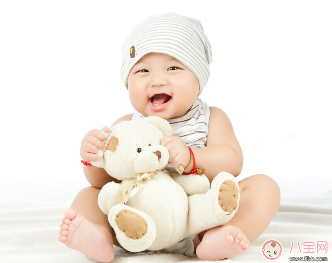 寶寶不會(huì)笑正常嗎 三個(gè)月不會(huì)笑要不要檢查