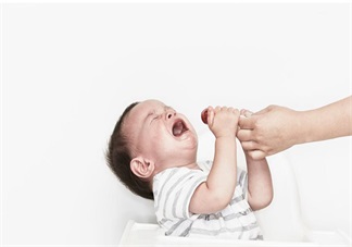 三伏天孩子總是腹瀉 如何正確預防腹瀉